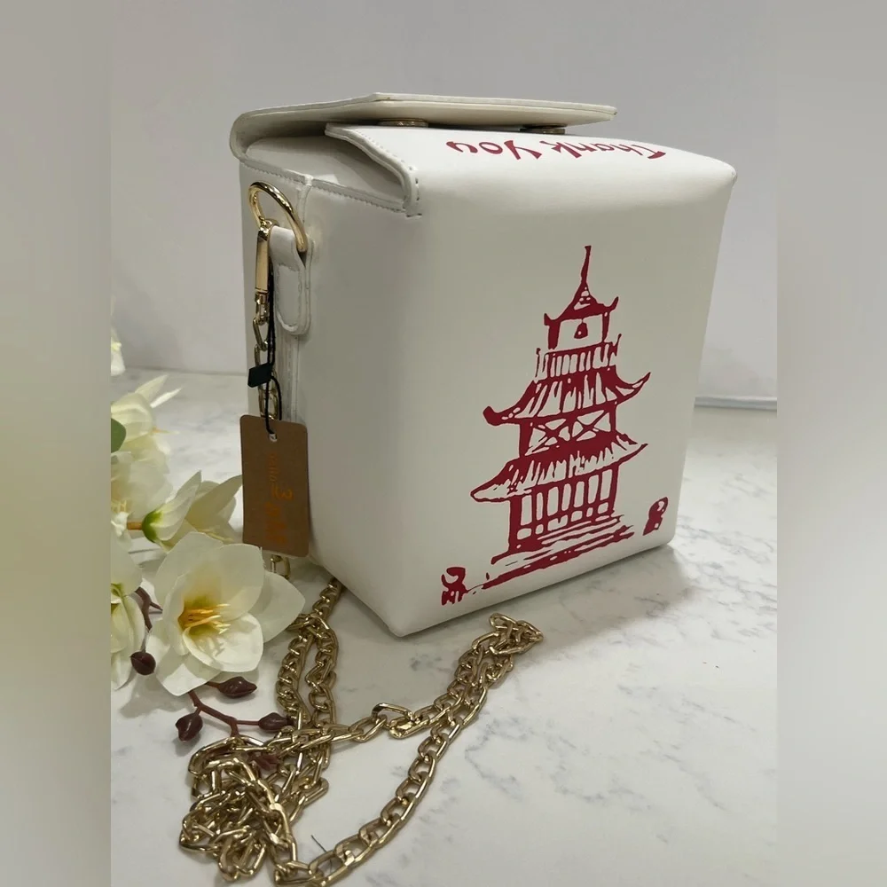 🥡White and Red Graphic Women's Bag🥡 - Picture 4 of 10